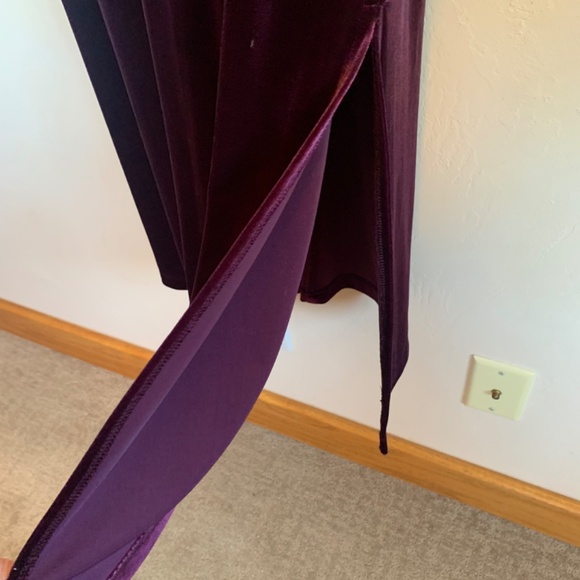 Velveteen maxi dress with cropped jacket. Size P6. - Picture 3 of 8